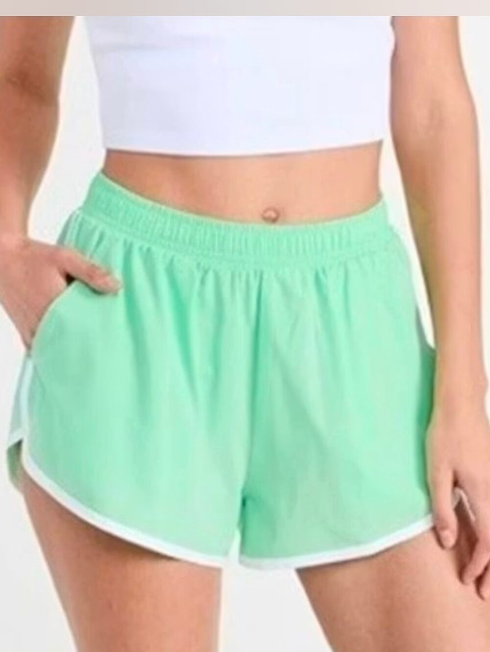 Alo Yoga High-Waist Line Up Shorts Spearmint XS Athletic Running Activewear